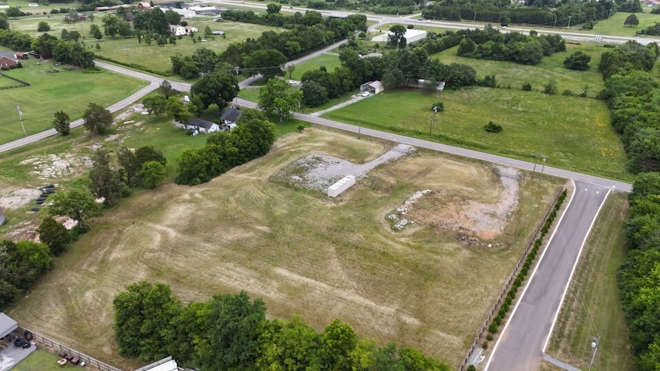 5285 Woodbury Pike Drone Picture 3